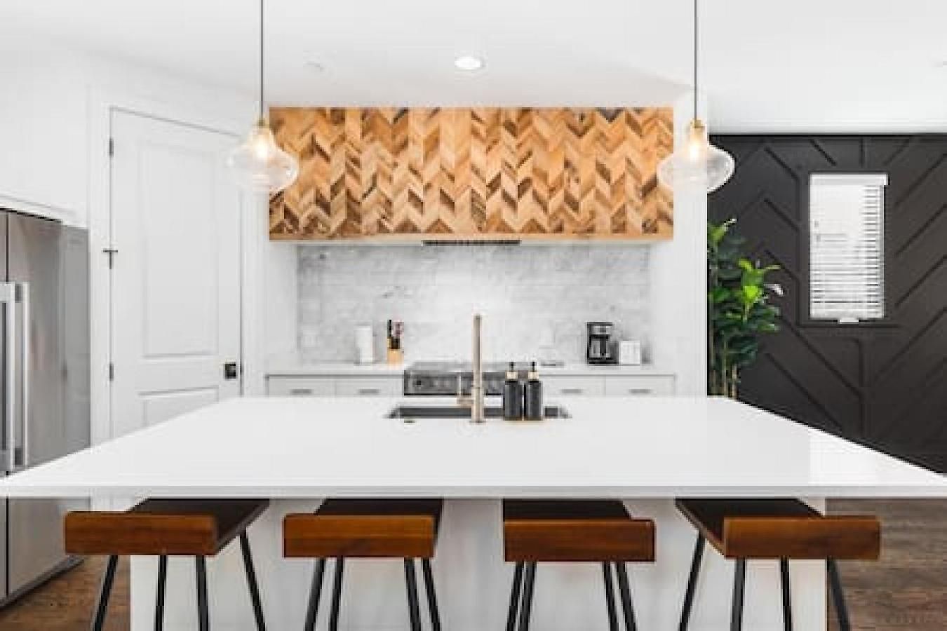 Holiday home Upscale With Patio Walk To 12 South And Belmont