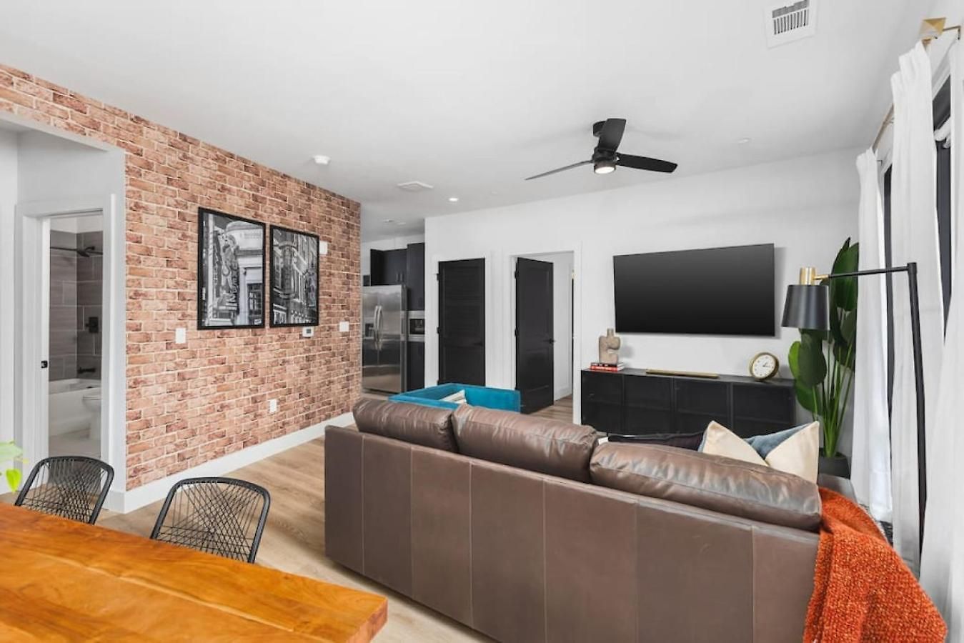 Premium With Huge Patio Near Vanderbilt & Downtown Apartment *