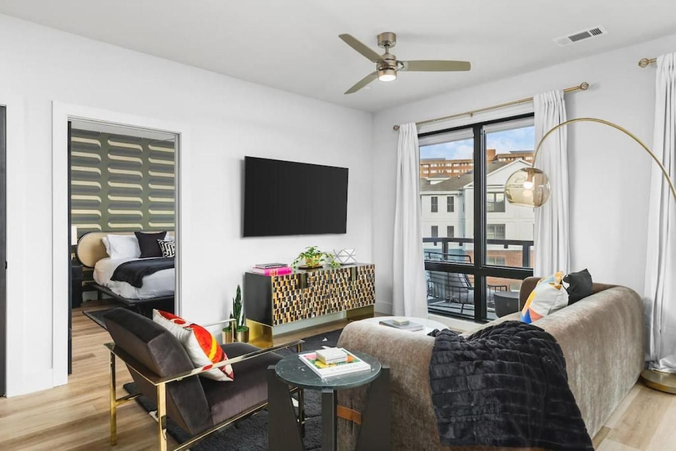 Luxury With Huge Patio, Near Vanderbilt & Downtown *