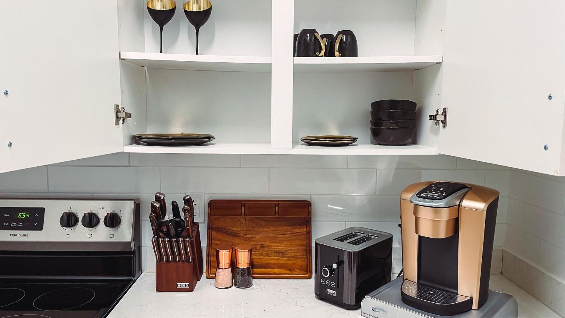 Holiday home Dolly's Glam Getaway - Glittering Gem Near Broadway *