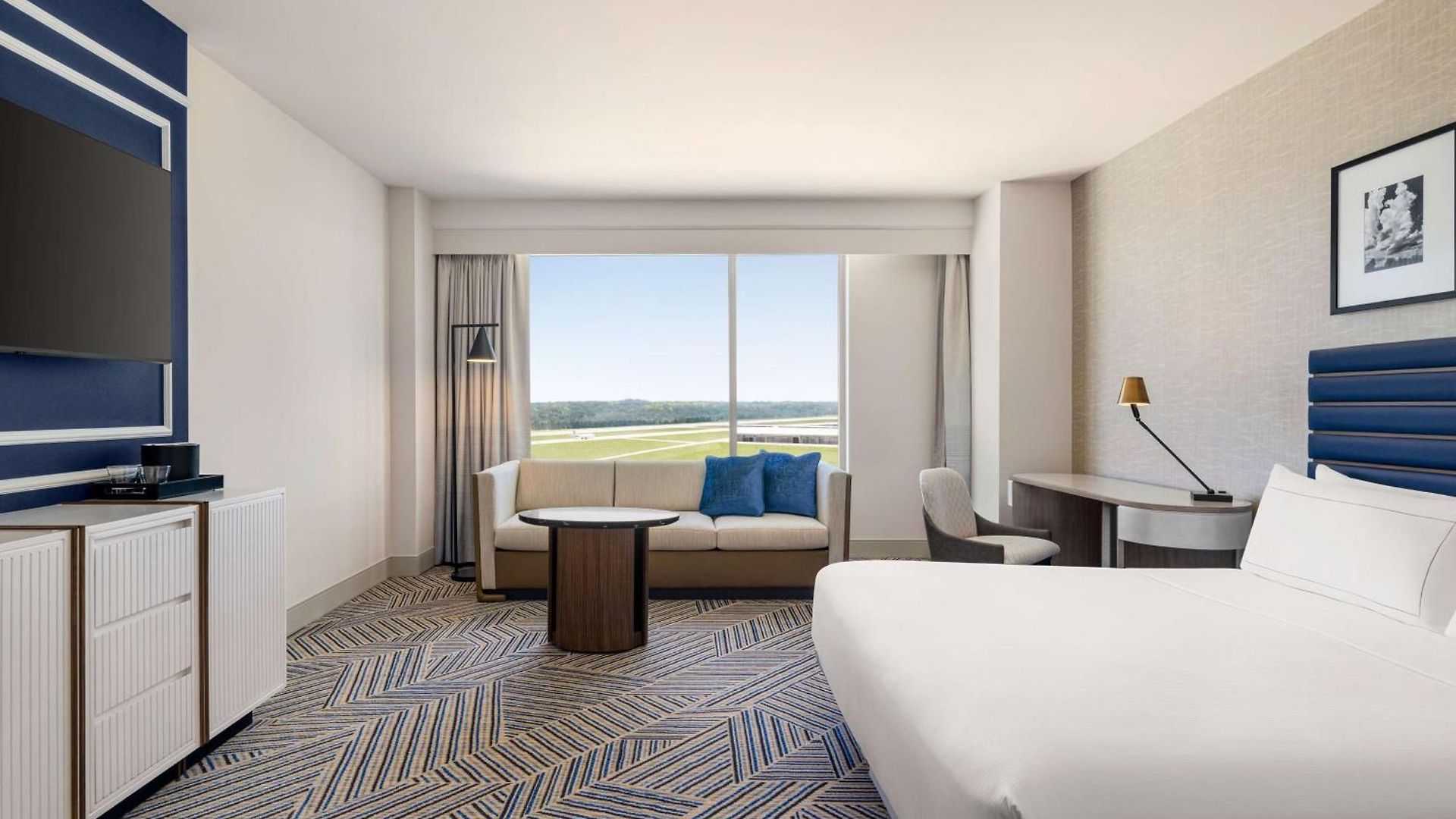 Hilton Bna Airport Terminal Nashville