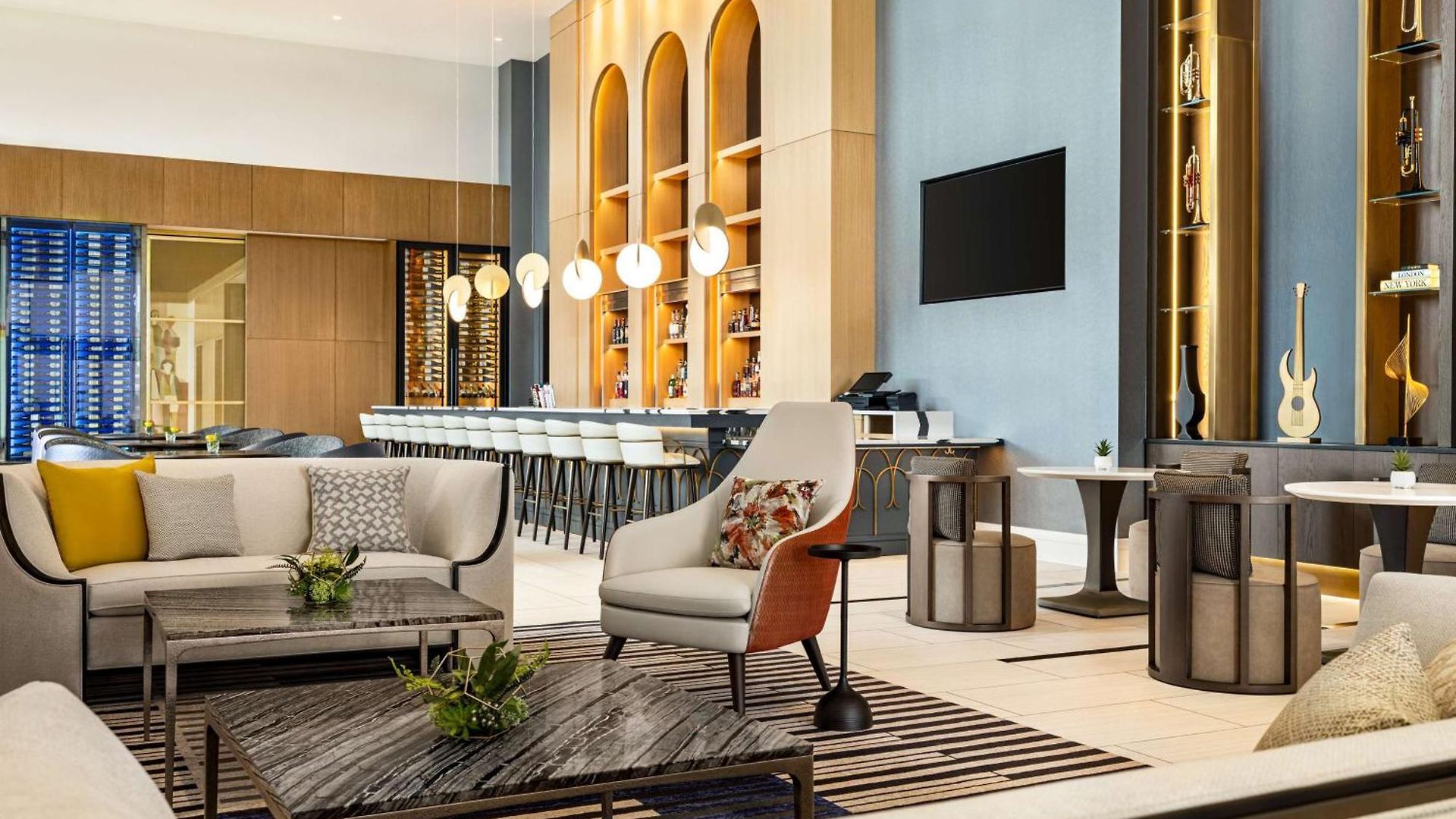Hilton Bna Airport Terminal Hotel