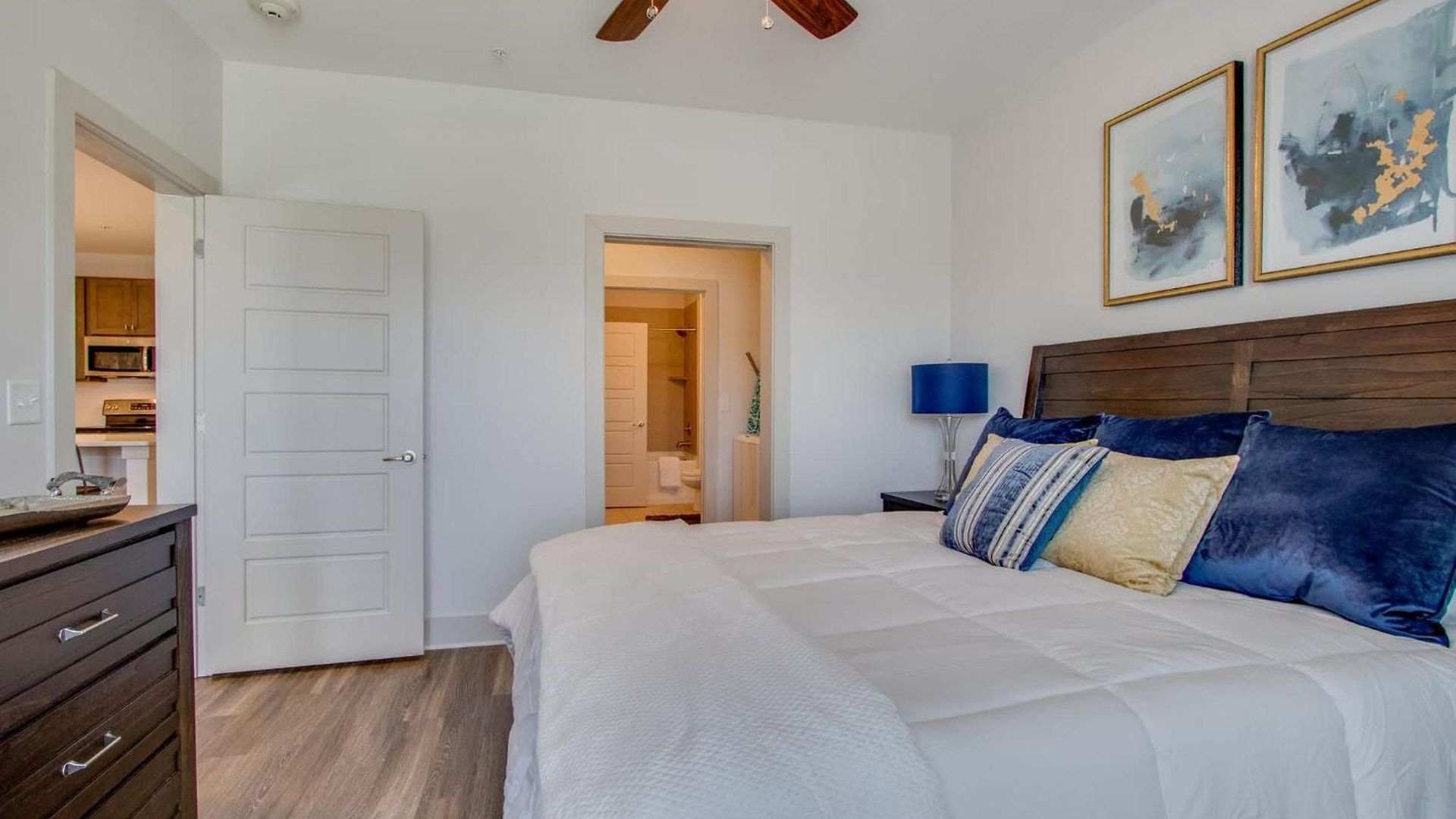 Apartment New East Nash - King Bed Short Drive To Dwntwn Nashville