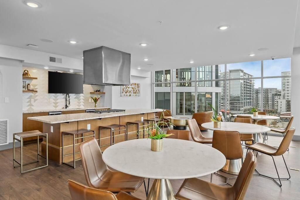 The Hollywood The Gulch Apartment *