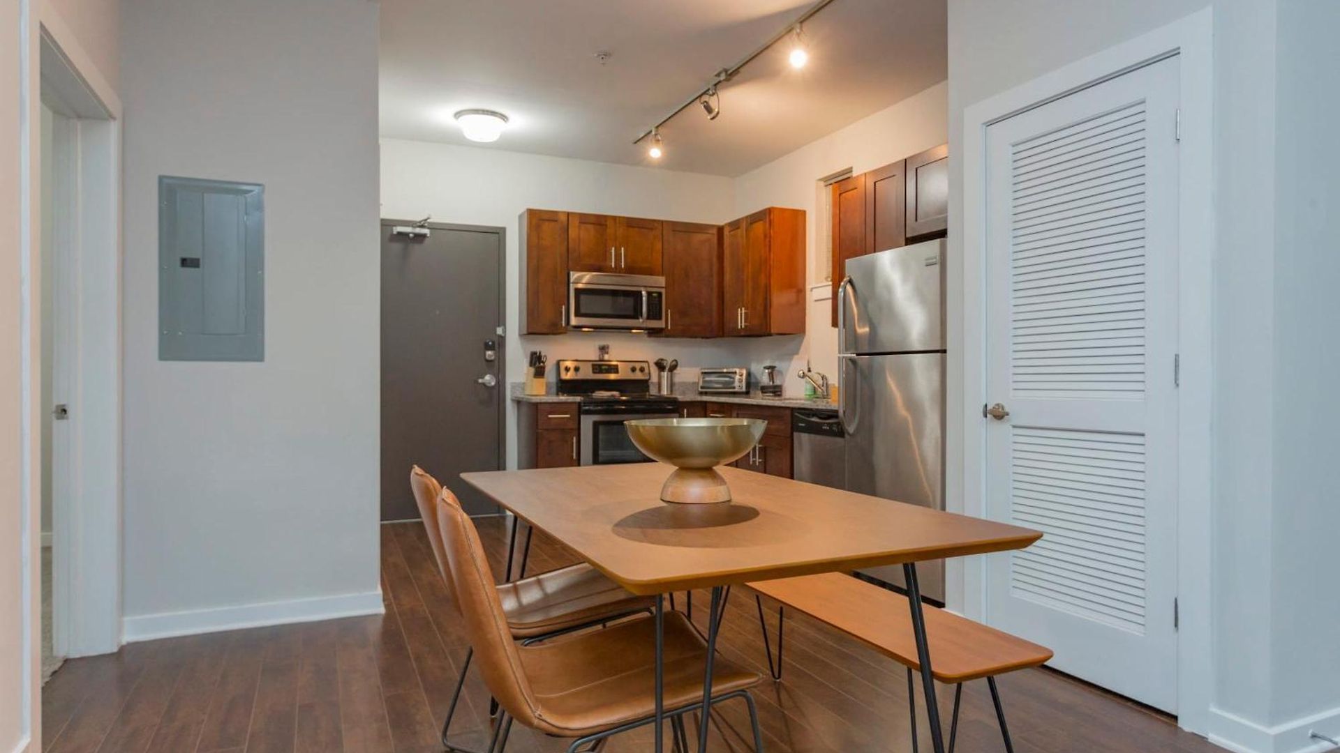 Cozysuites Music Row 2br In Nashville! 14 Apartment