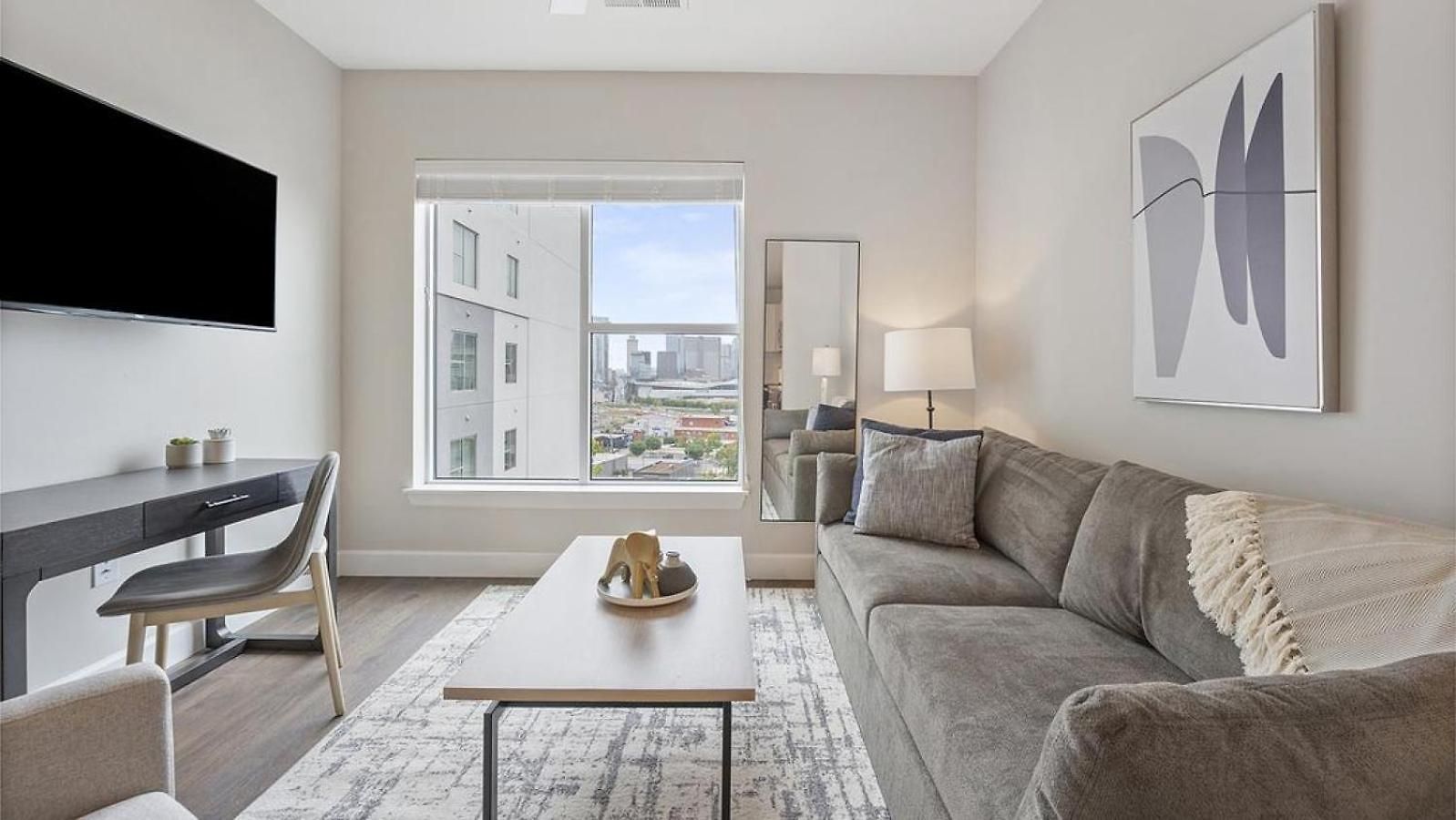 Apartment Landing Modern With Amazing Amenities Nashville