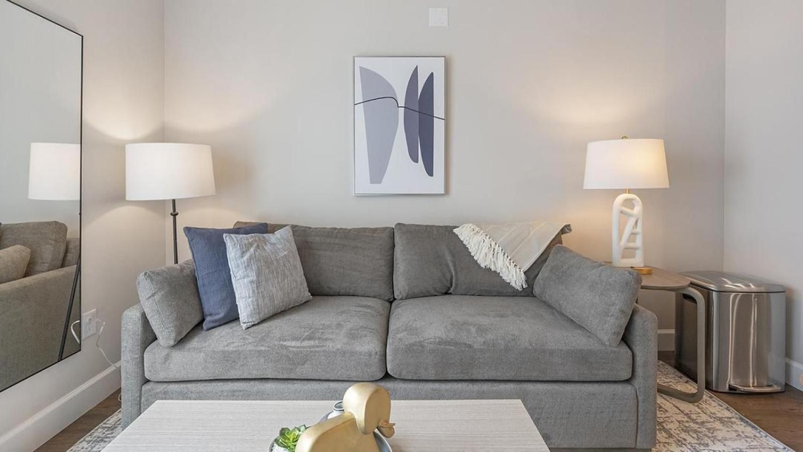 Landing Modern With Amazing Amenities