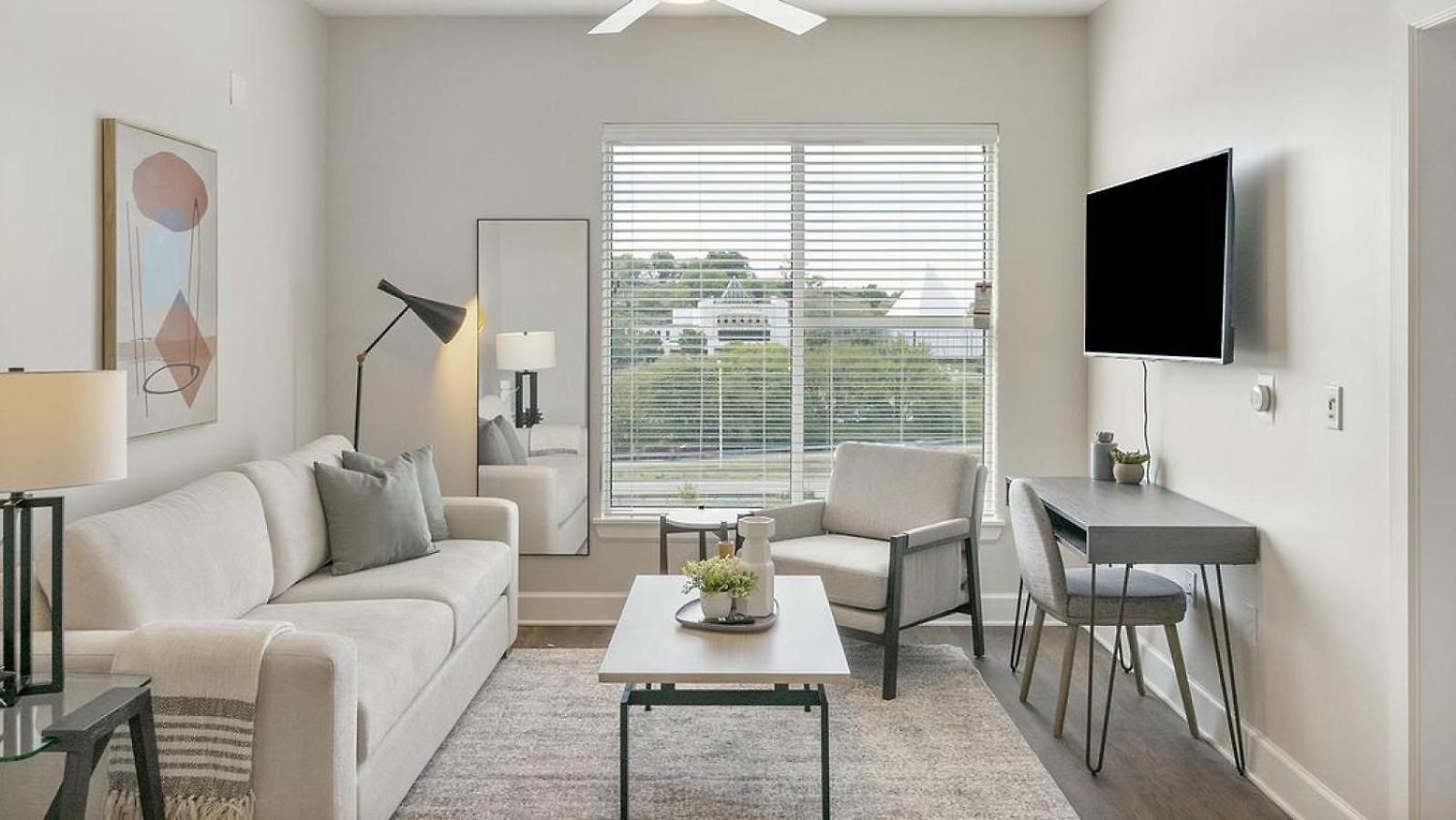 Apartment Landing Modern With Amazing Amenities
