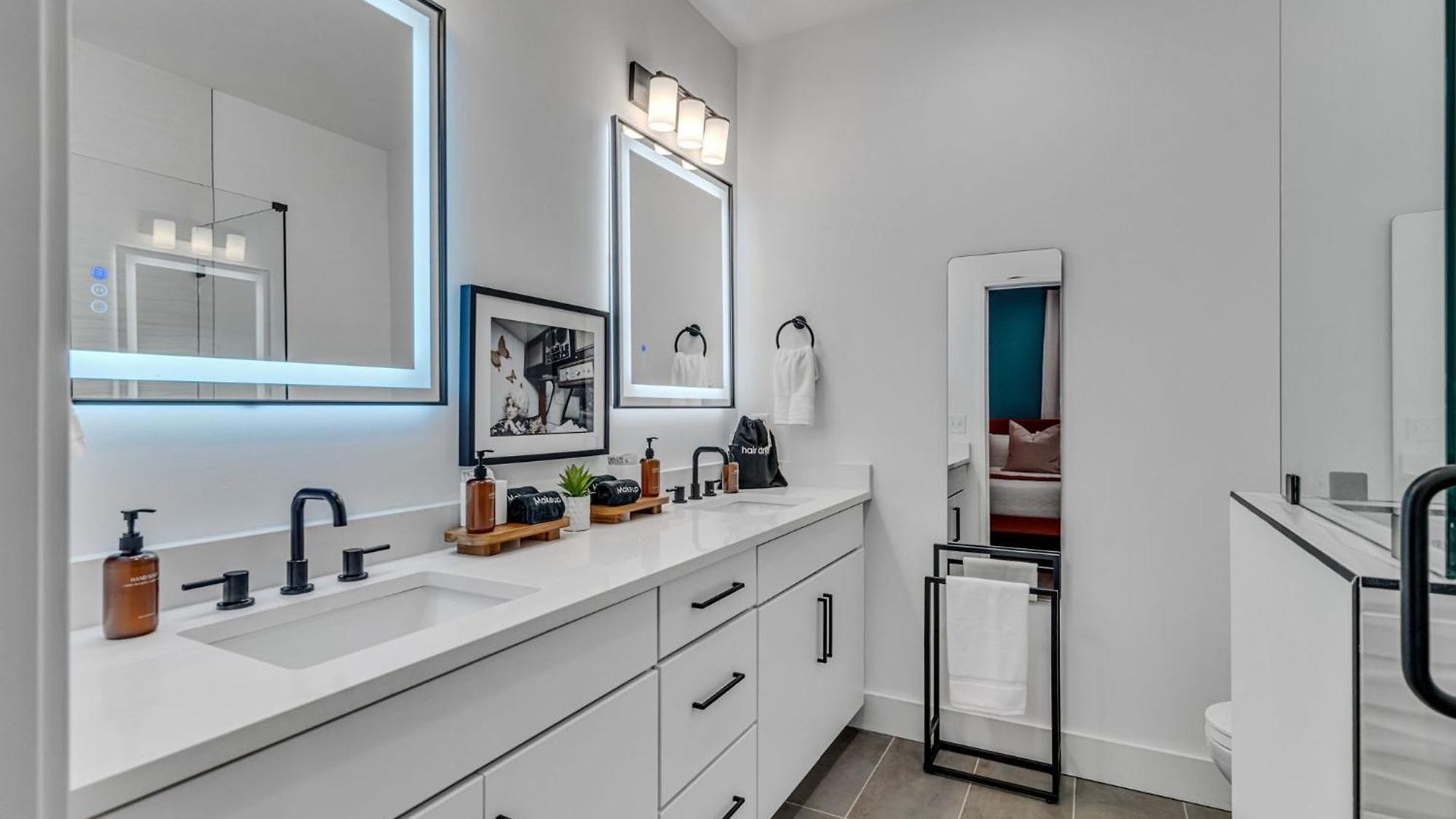 Rooftop Hot Tub & Game - 3 Miles To Downtown * Nashville