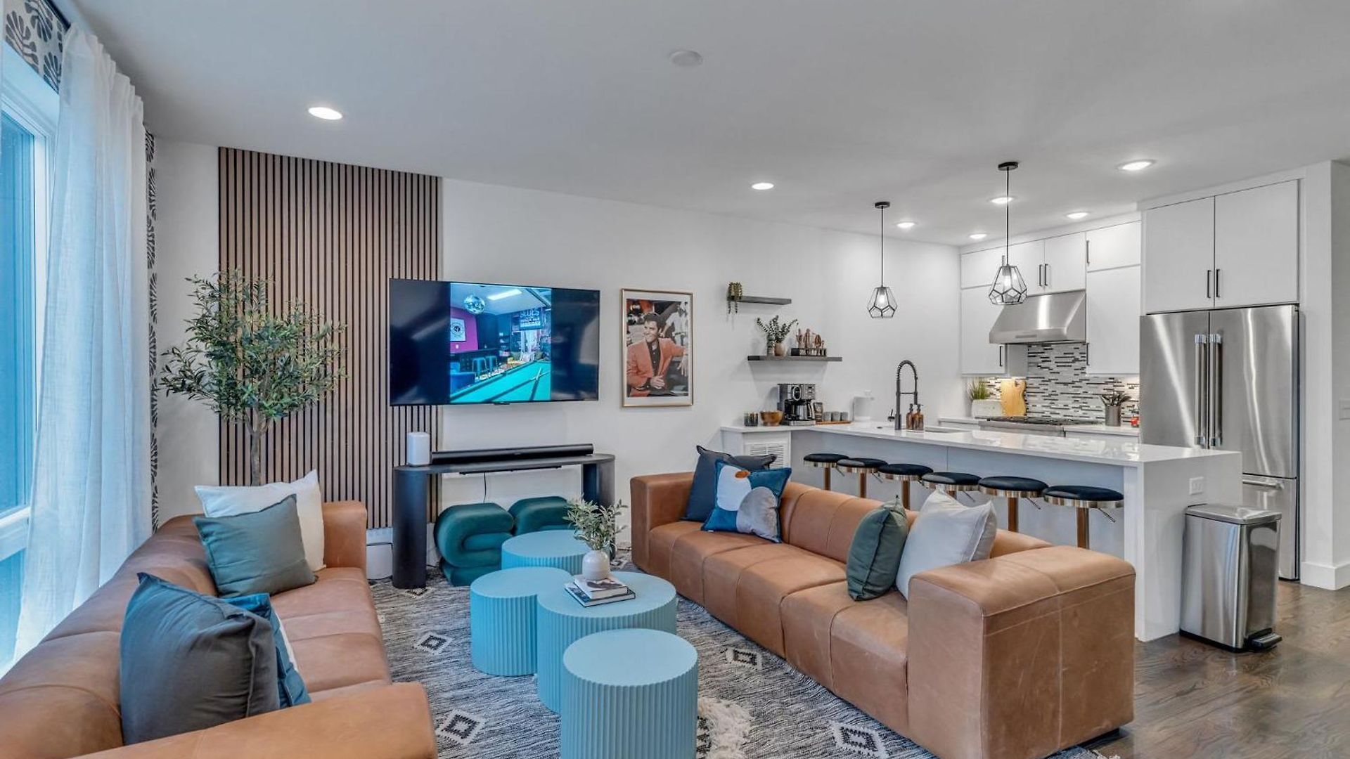 Rooftop Hot Tub & Game - 3 Miles To Downtown Holiday home Nashville