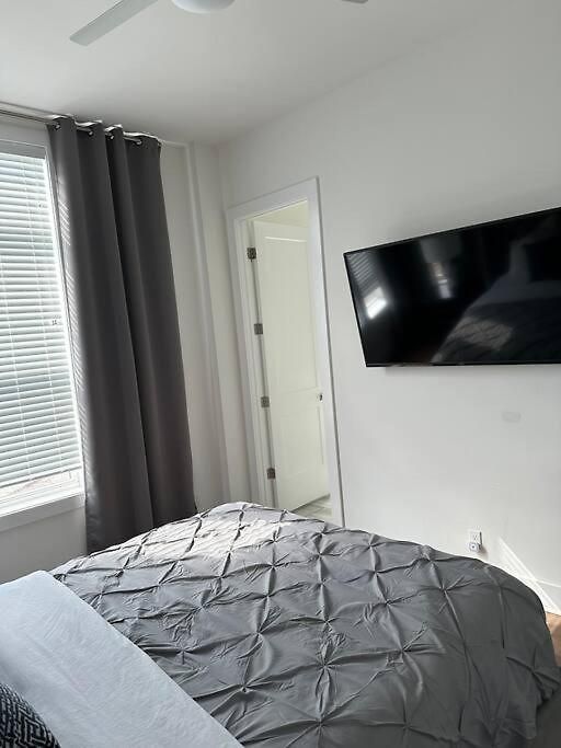 New And Luxurious By Downtown With Rooftop Deck! Nashville