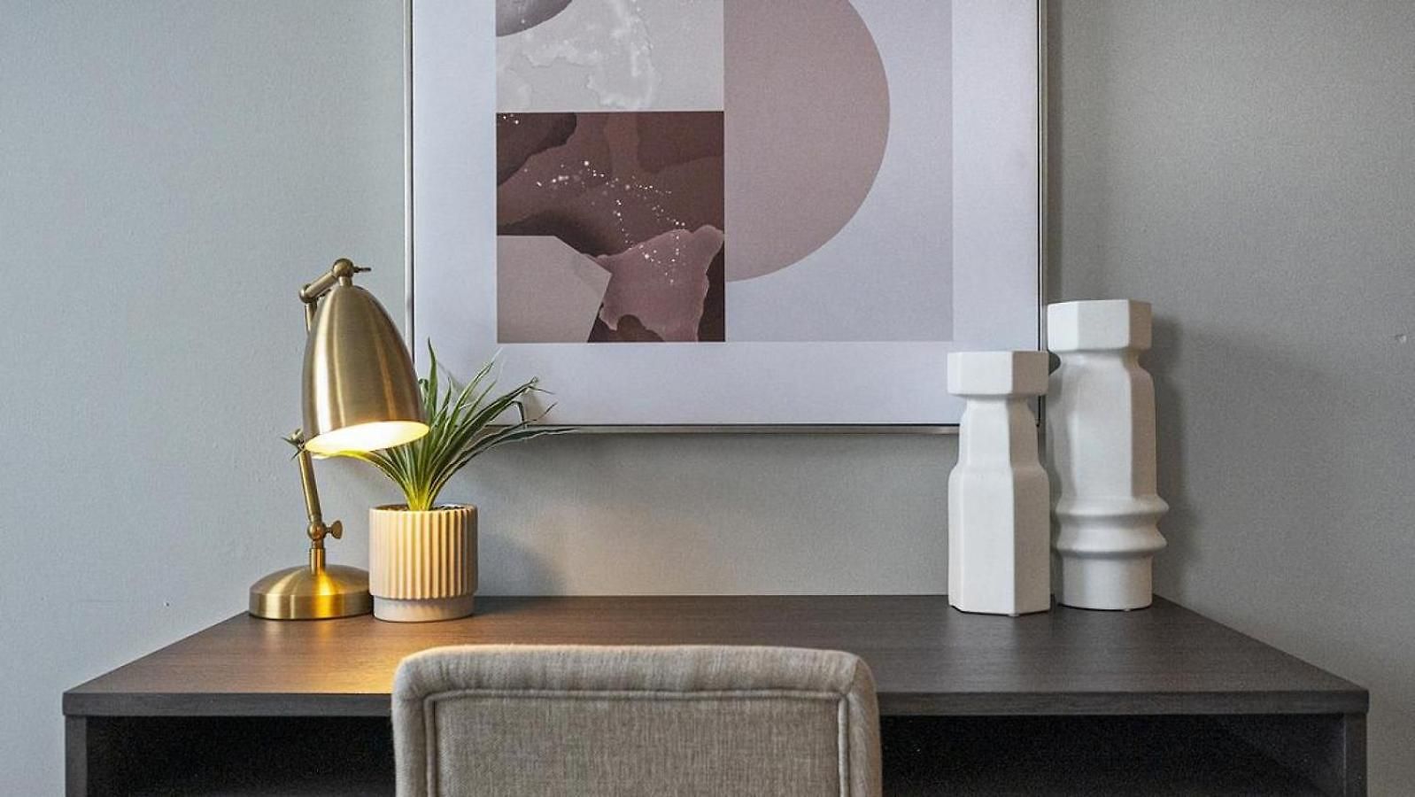 Apartment Landing Modern With Amazing Amenities