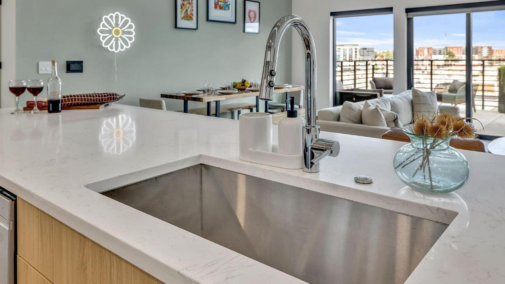 - 635 7th Ave S Unit 610 Holiday home
