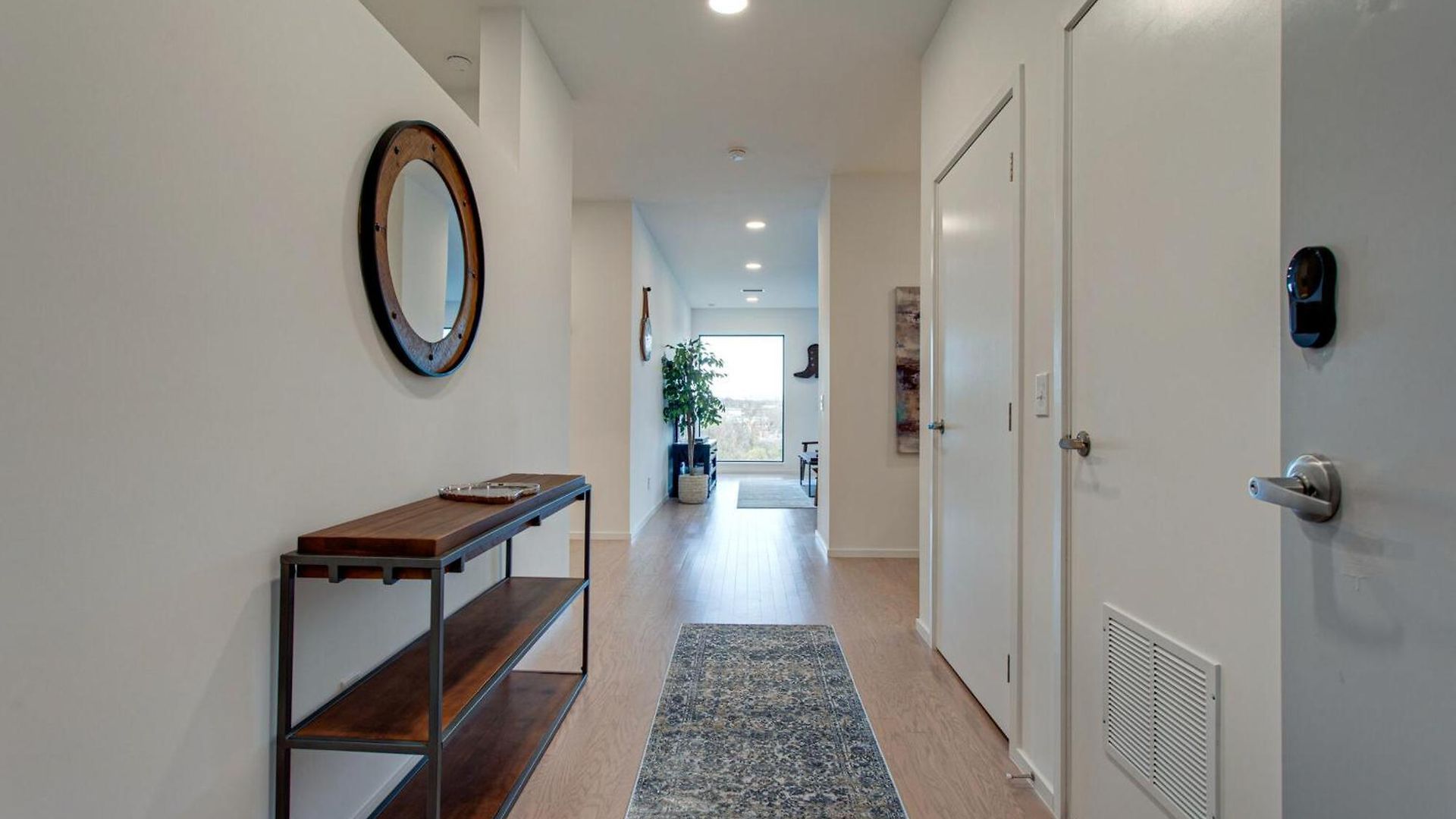 Apartment Eve *