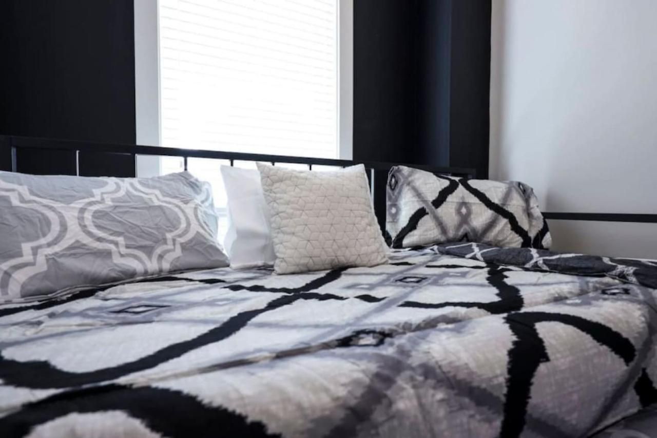 Holiday home Weho Home, Geodis Park, Private Movie Theater! 10min To Broadway! Sleeps 10!