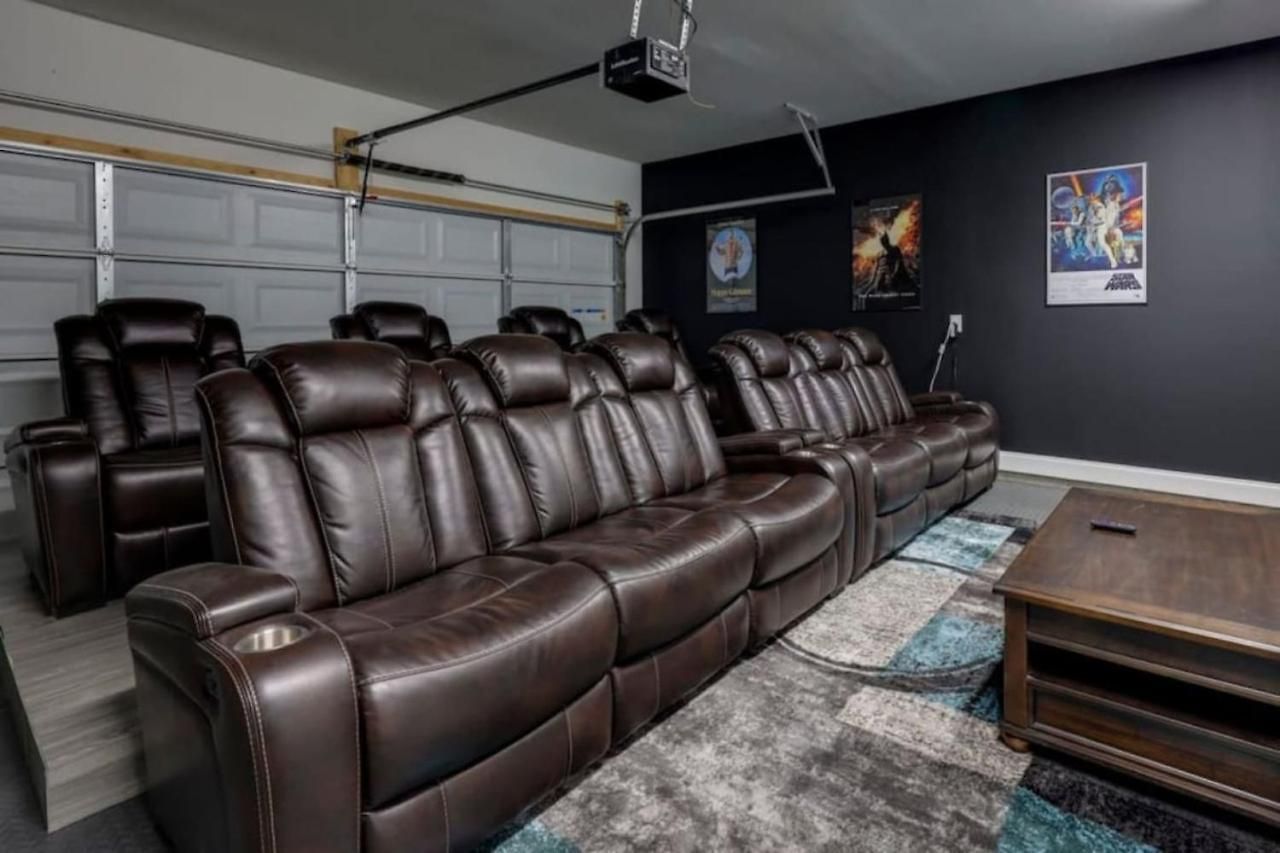 Holiday home Weho Home, Geodis Park, Private Movie Theater! 10min To Broadway! Sleeps 10! Nashville