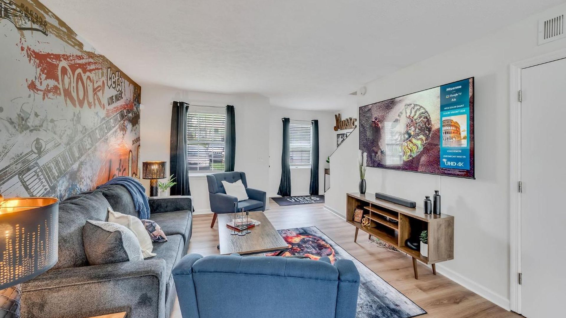East Nash 12 Mins To Broadway Sleeps 6 *