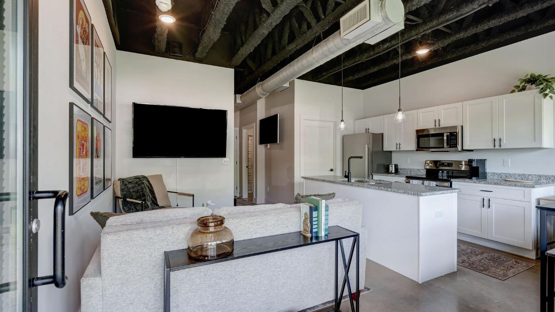 Apartment New With 2 Beds 7 Mins To Broadway Nashville