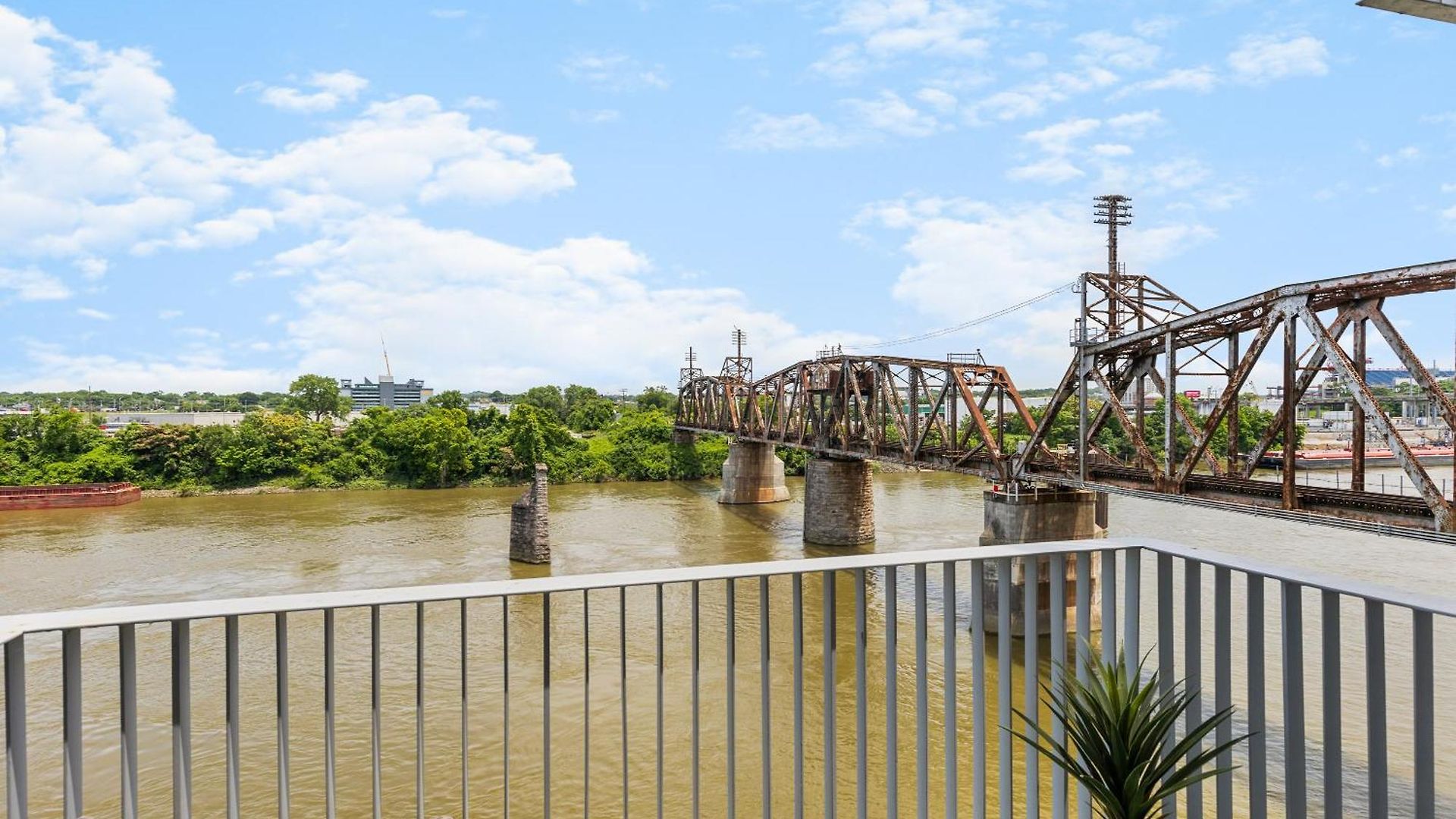 Holiday home River View High-end With Private Patio And Free Parking Nashville