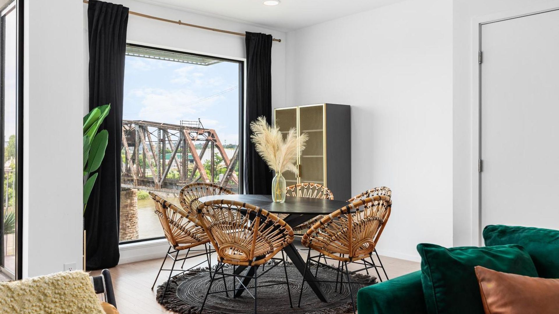 Holiday home River View High-end With Private Patio And Free Parking Nashville
