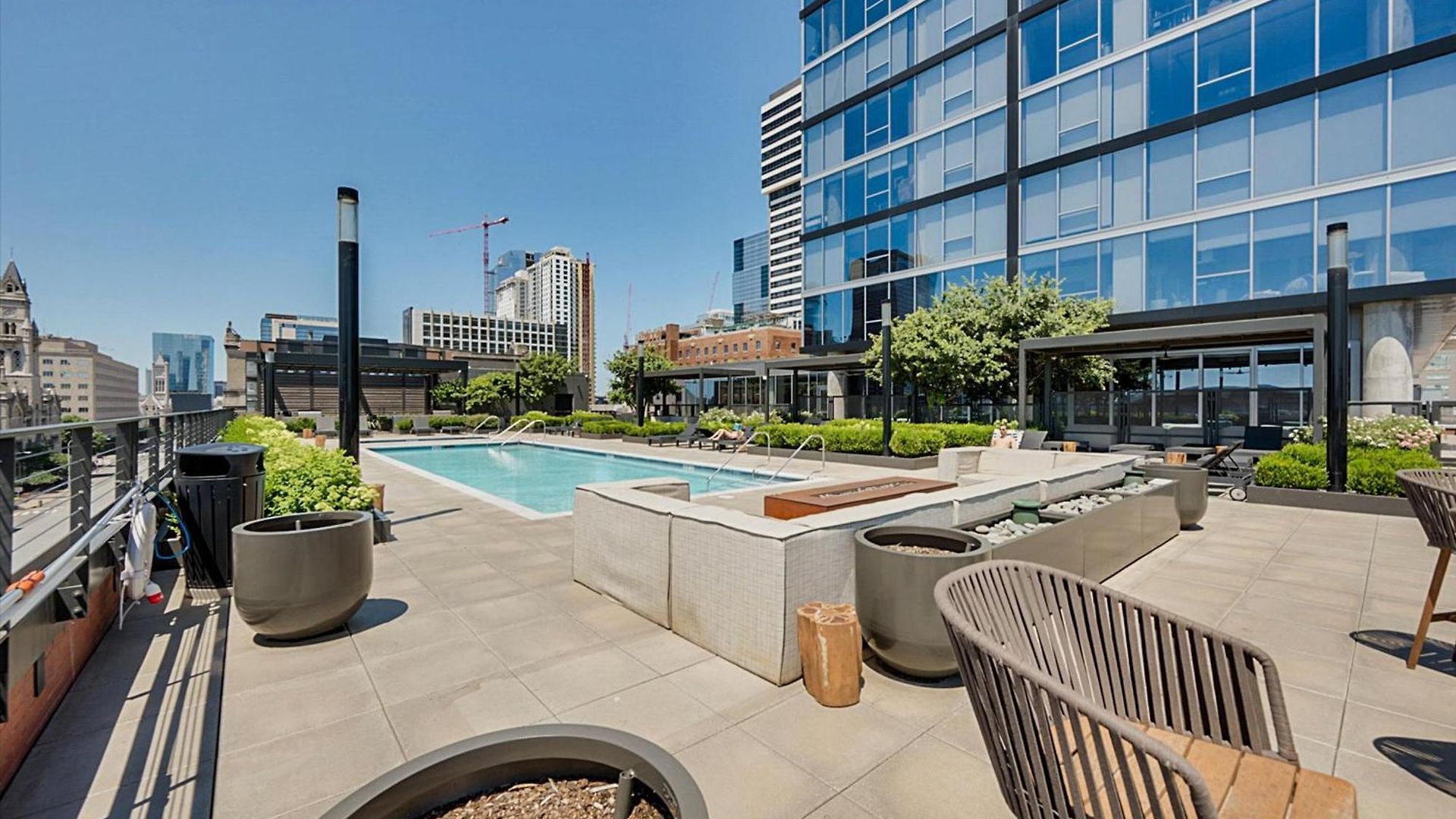 Global Luxury Downtown Apartment