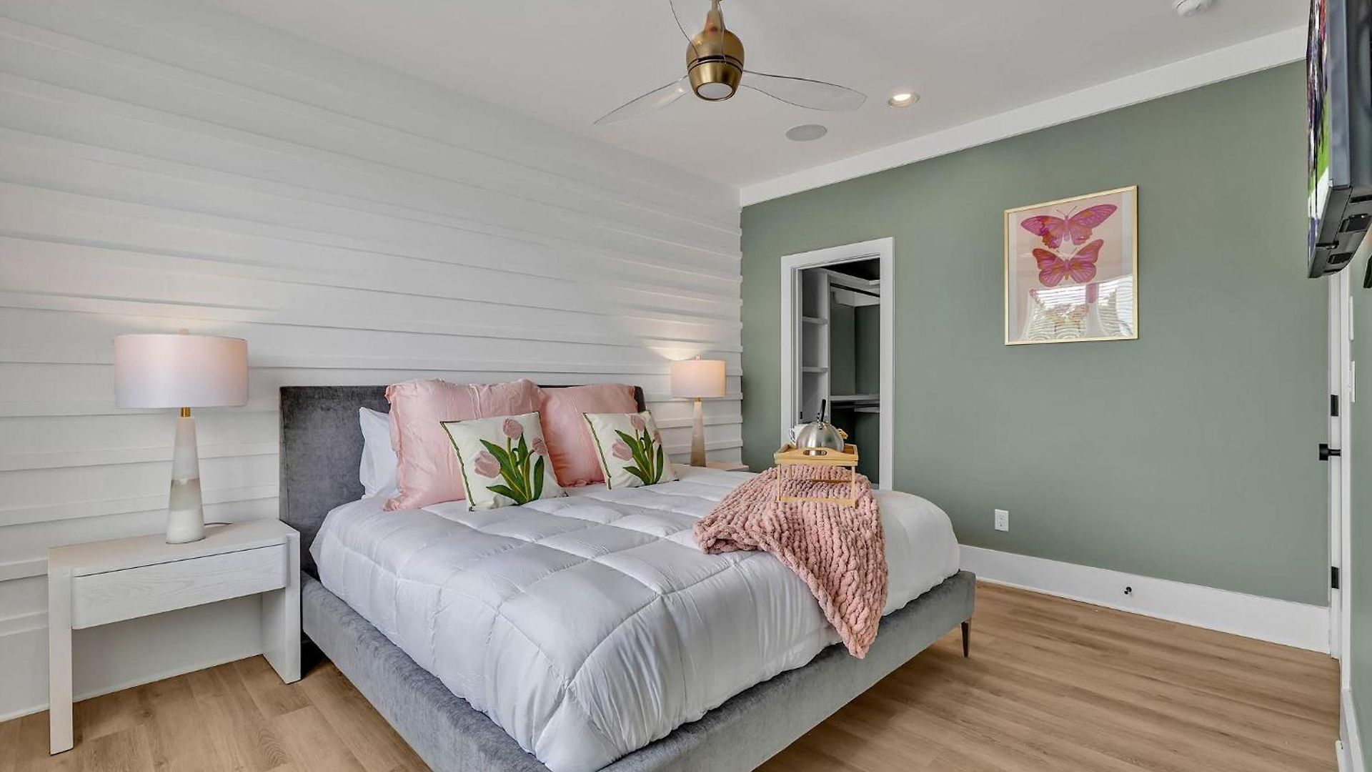 Holiday home Ensemble-4 Unit Combo-8 Mins To Broadway