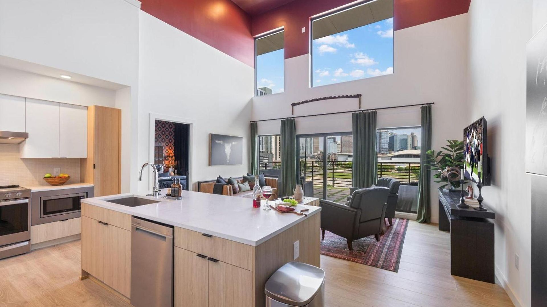 Holiday home - 635 7th Ave S Unit 608
