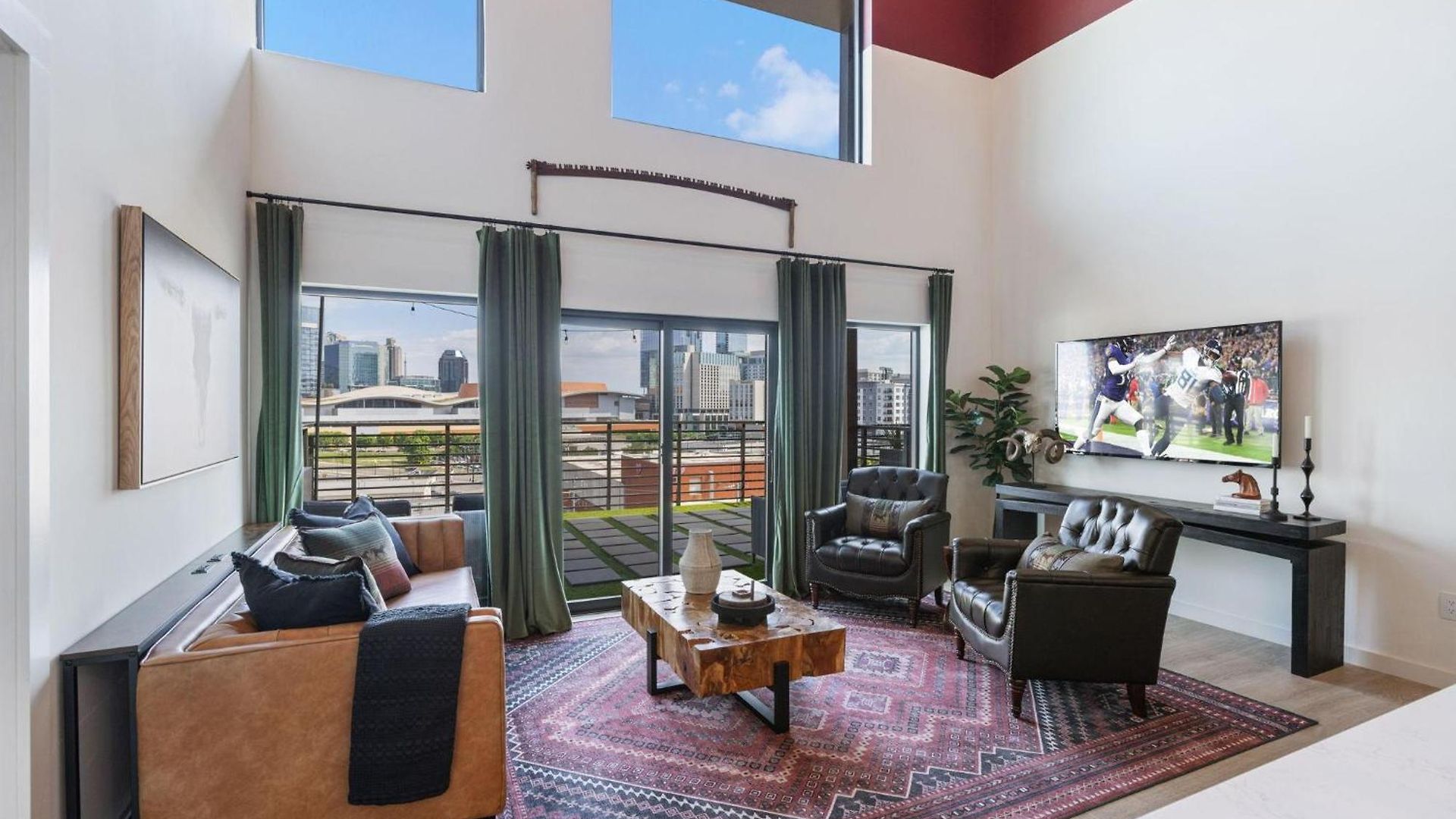 Holiday home - 635 7th Ave S Unit 608
