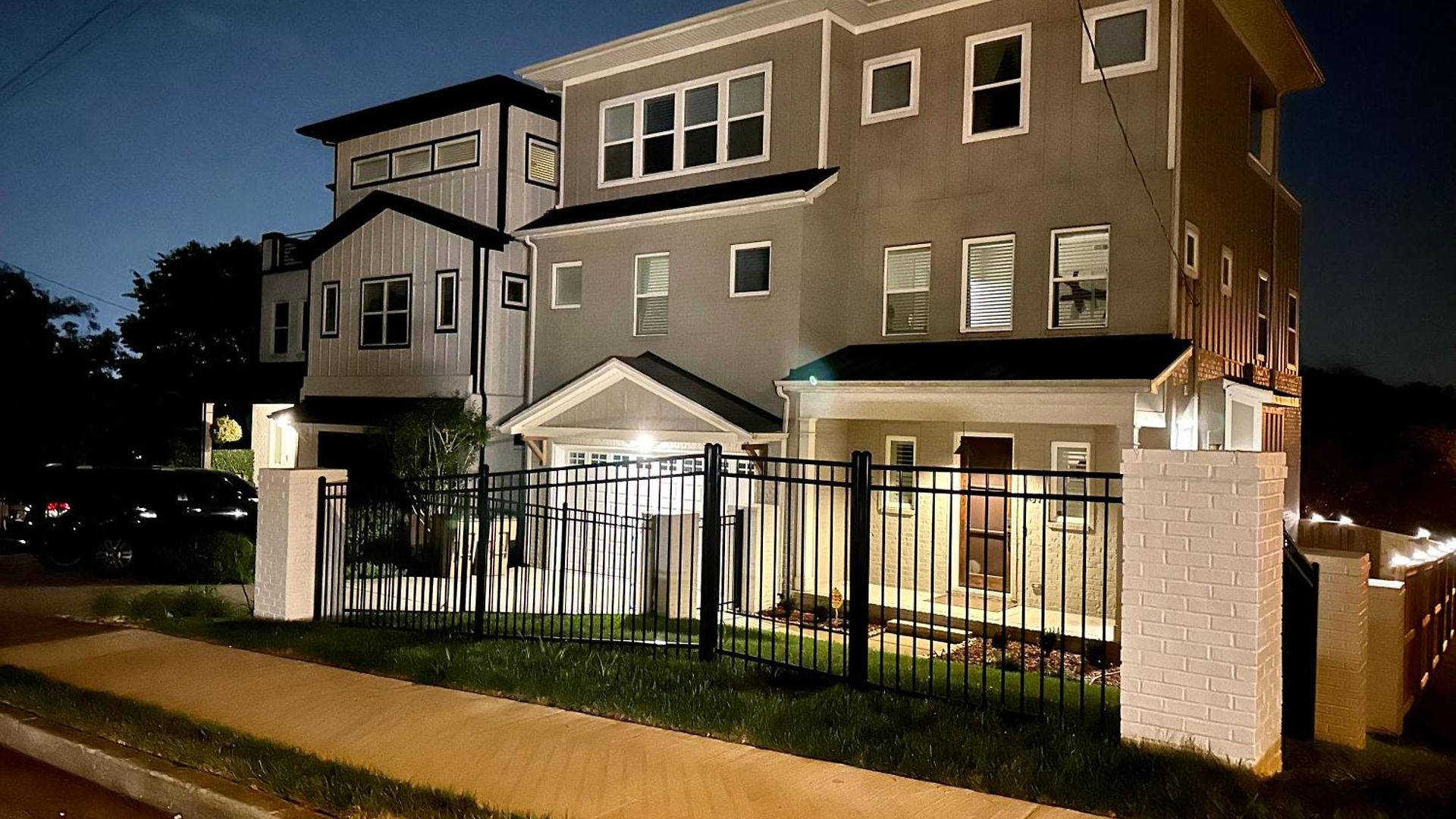 New Luxury Big House Near Gulch 4 King 4 Queen 2 Twin Nashville