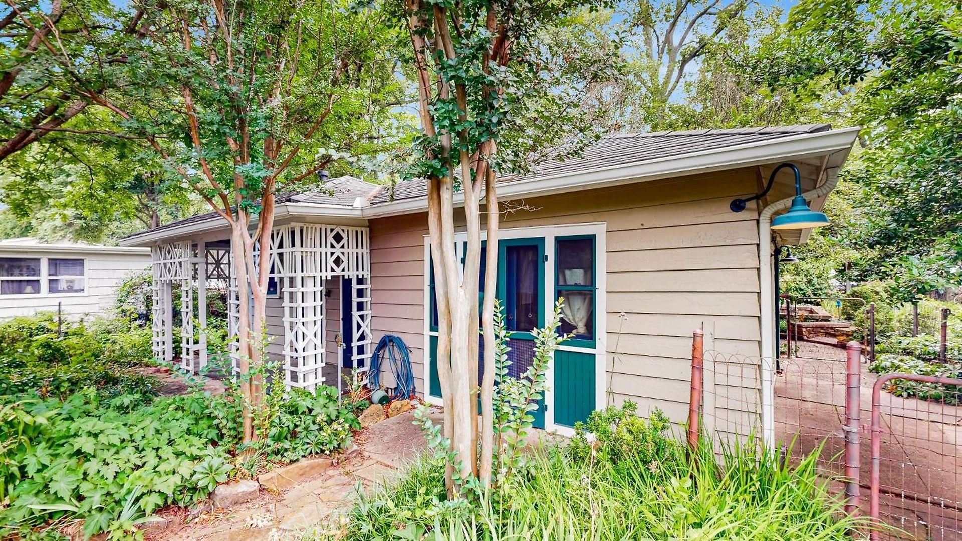 Little House -