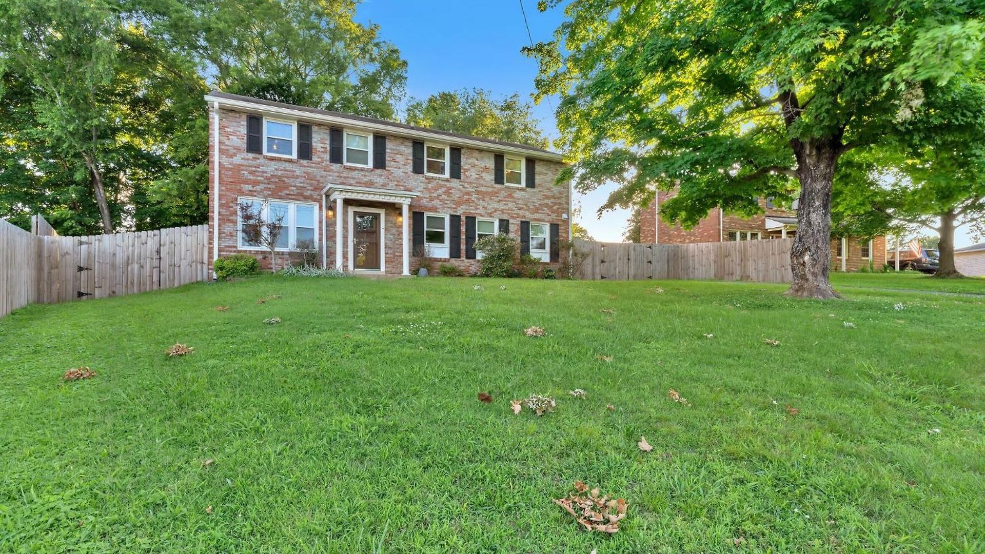 Holiday home E Nash Sf 5mi From Broadway Chef's Kitchen Nashville