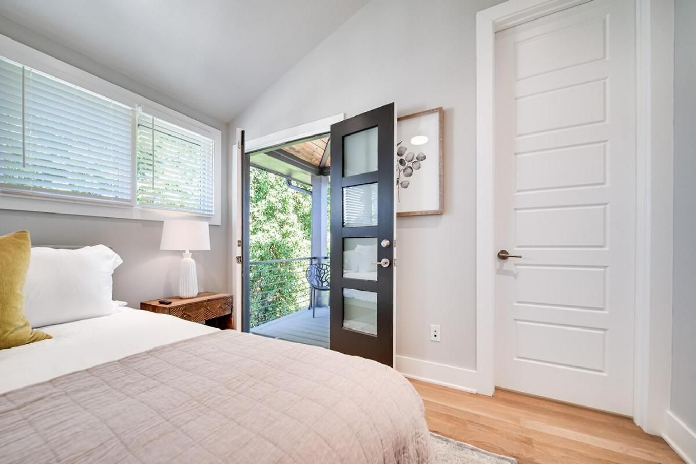 Mayas Luxury Oasis 2 Miles To Broadway Holiday home Nashville