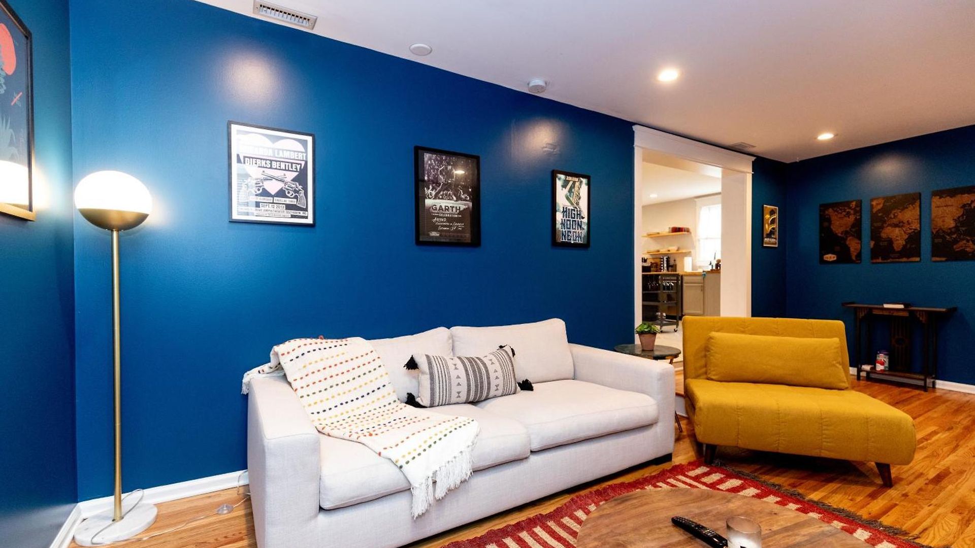 Holiday home Casa Azul - Boutique 3Br Ranch With Hot Tub & King Beds *