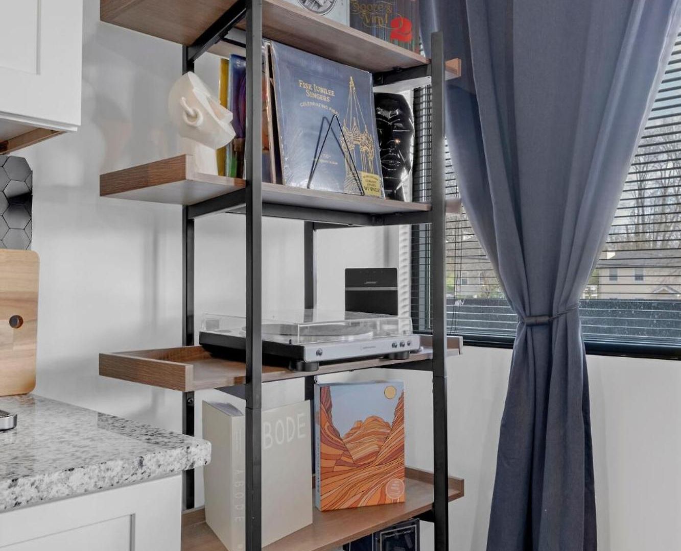 New Sleeps 4 - 7 Mins To Dwtn Apartment Nashville