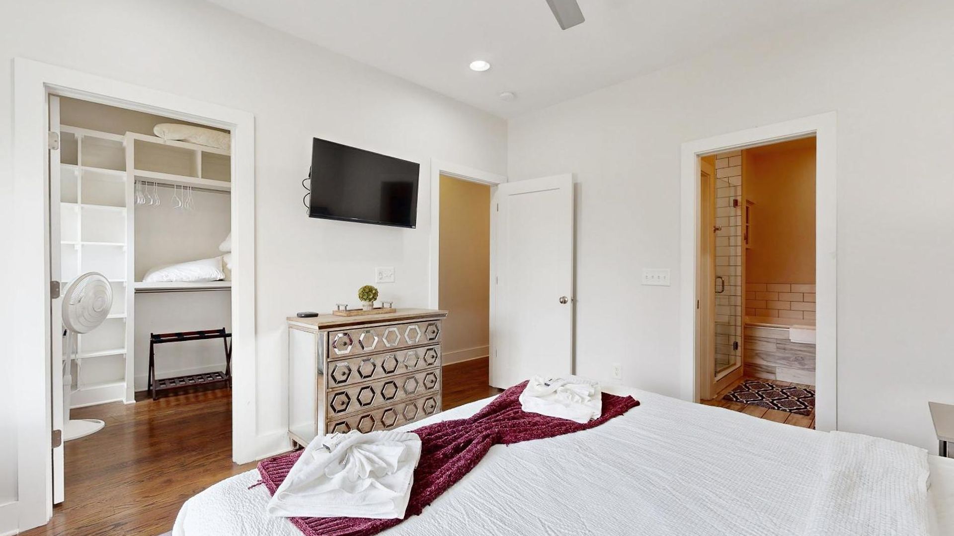 Brick Manor Unit A