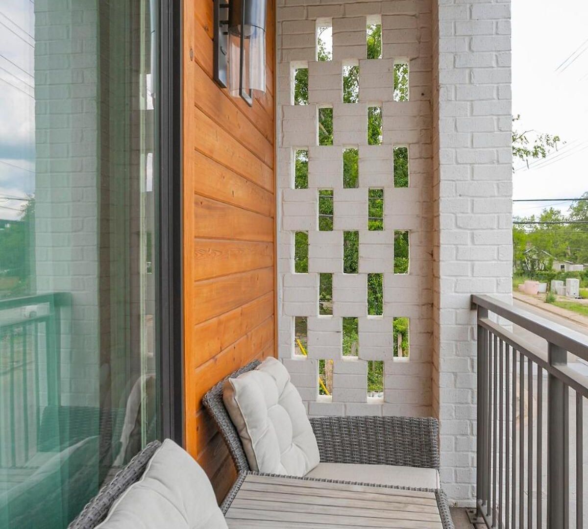 Downtown Luxury At The Southern Belle Holiday home
