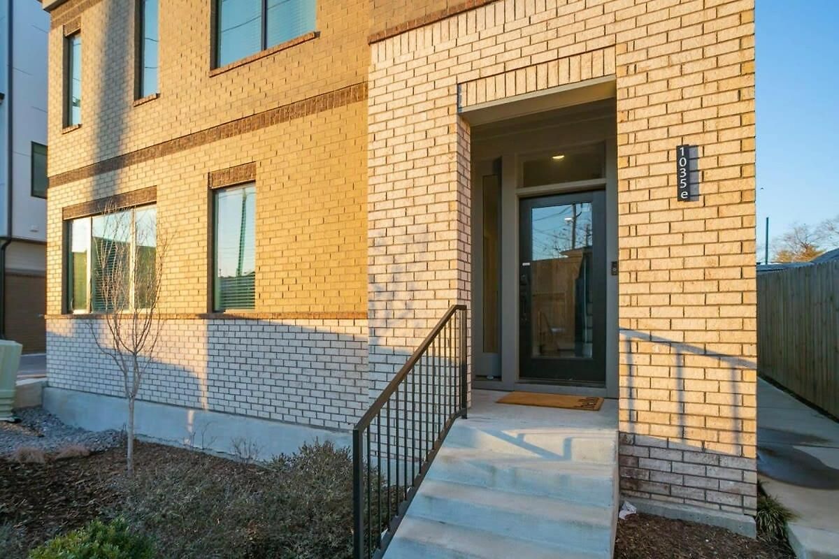 1 Mile To Downtown 4br 4ba W Rooftop Deck Nashville