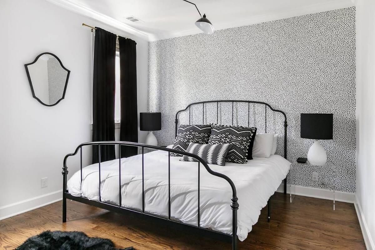 Relax Into Urban Chic At A Textured East