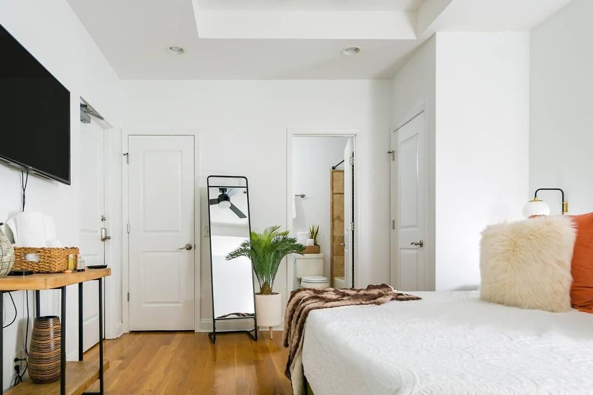 Grand Loft On Thee Broadway Strip * Nashville