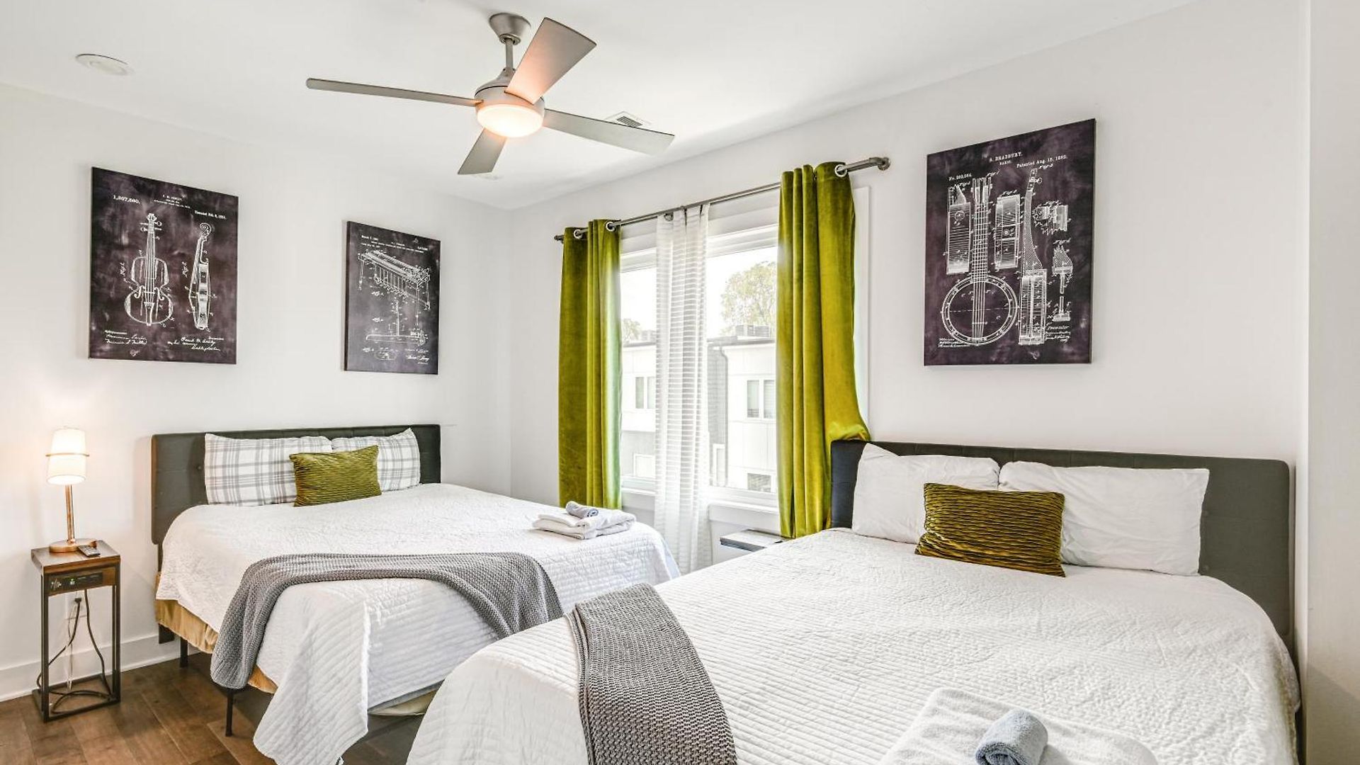 Bright Townhome ~ 5 Mi To Downtown!
