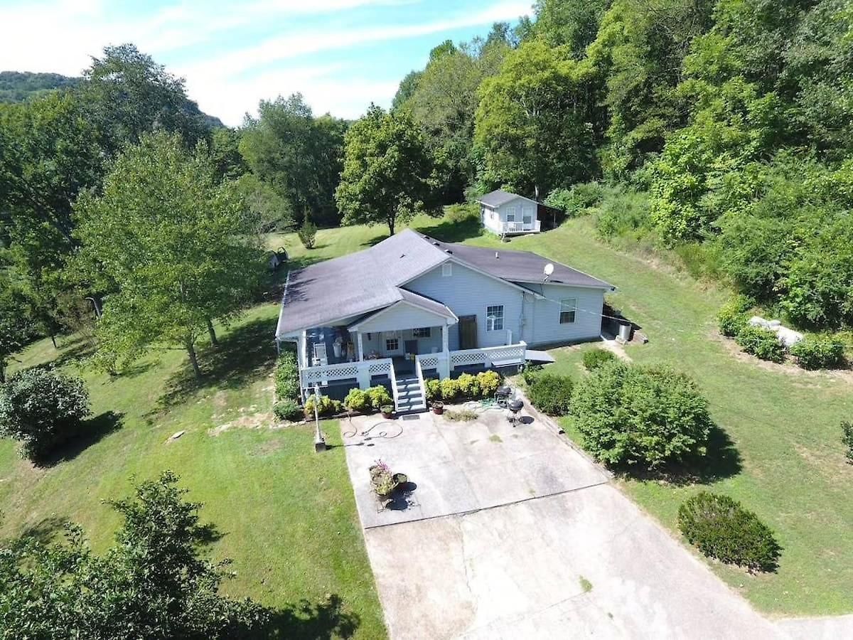 Hillbilly Haven Holiday home