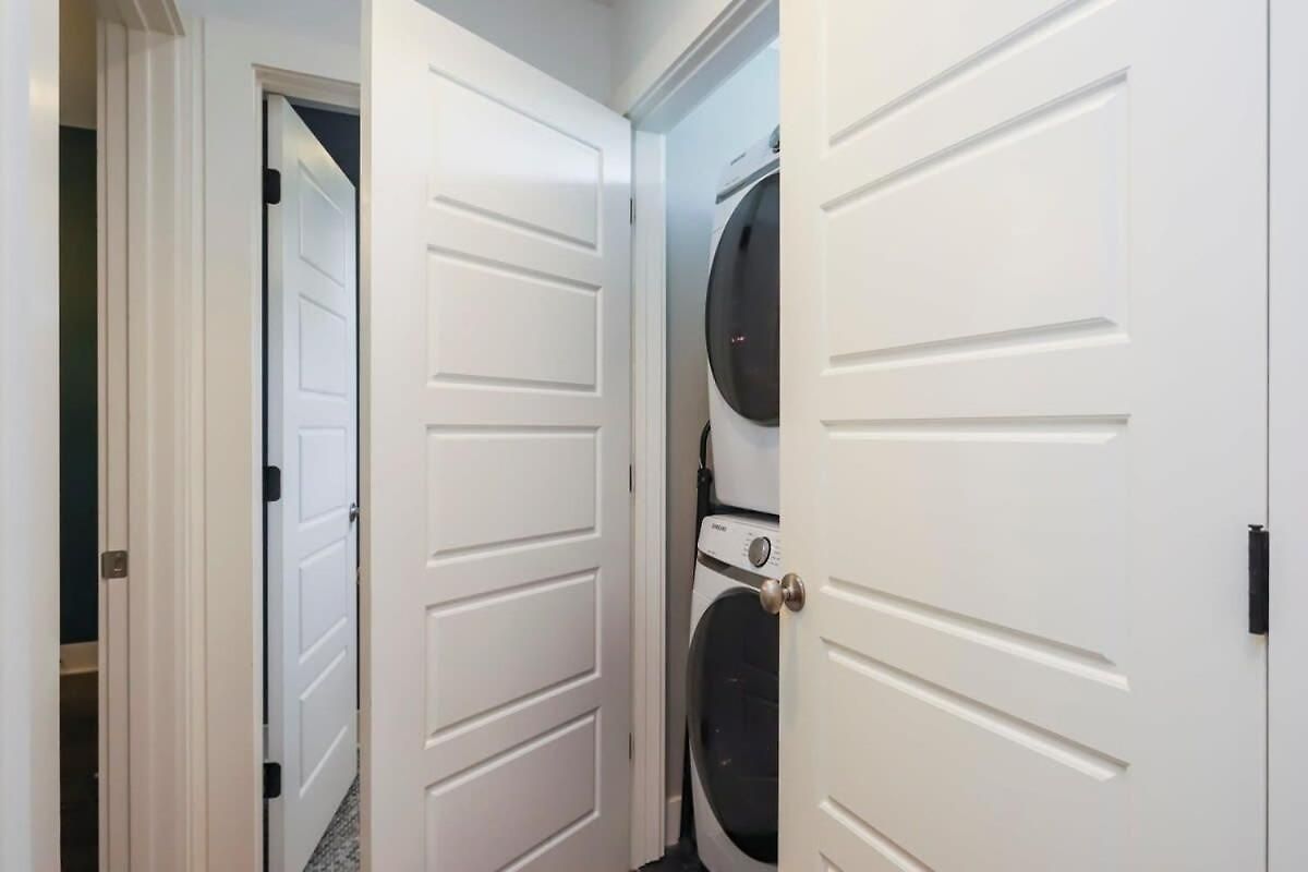 Stylish For 12 8th Ave South 6 Beds Holiday home