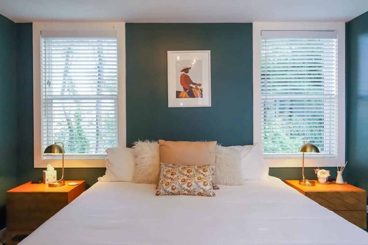 Stylish For 12 8th Ave South 6 Beds Nashville