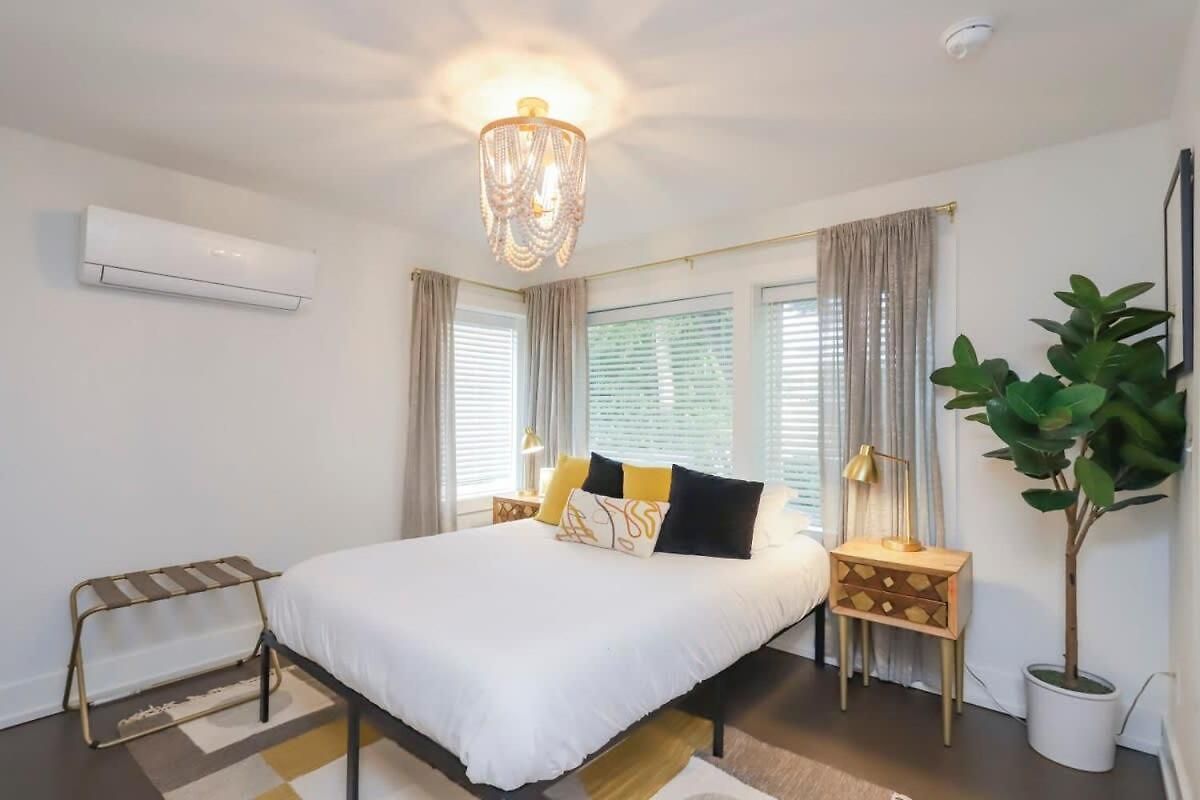 Stylish For 12 8th Ave South 6 Beds Holiday home *