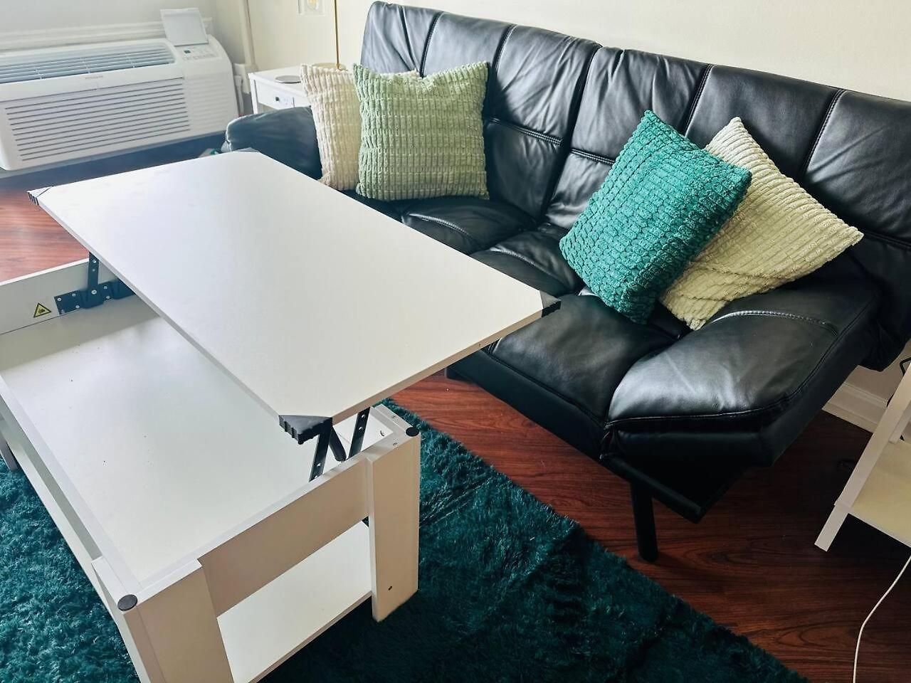 Traveling Nurses And Professionals Parking Included Pet Friendly Downtown *
