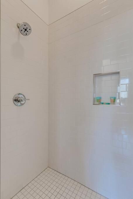 Epic Location- Steps From 12th S, Sleep12 Holiday home *