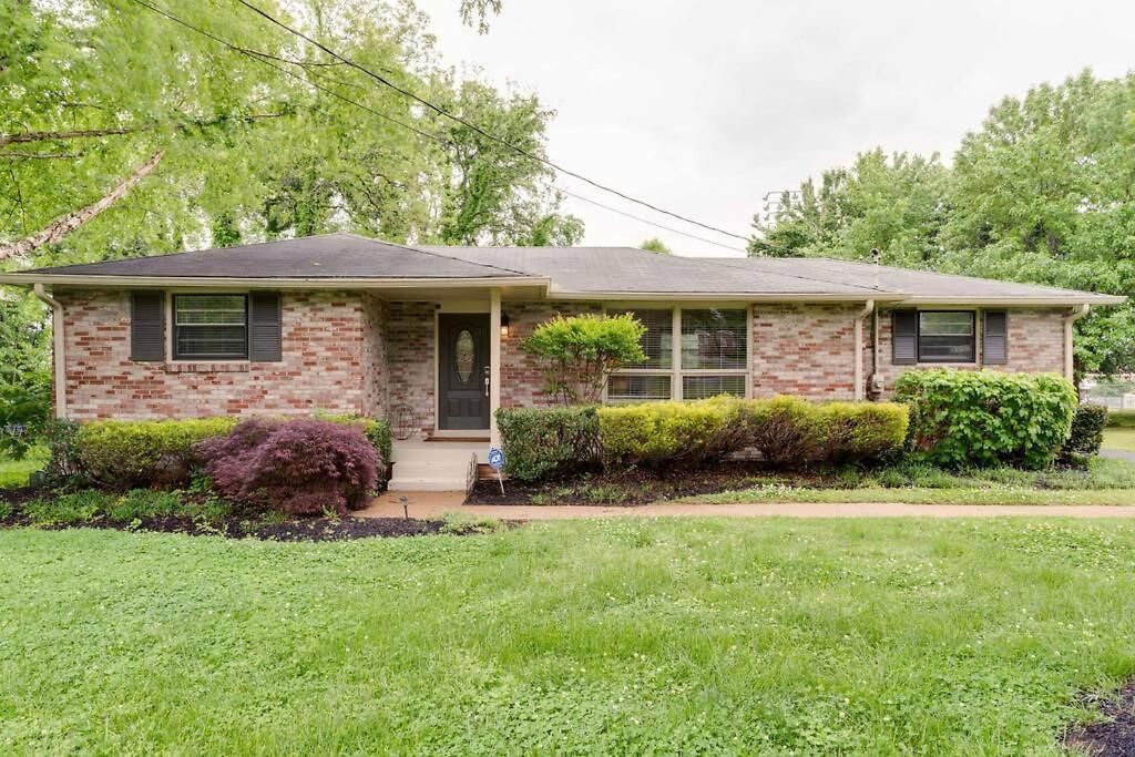 Holiday home Fire Pit-great Neighborhood-15 Min To Broadway *