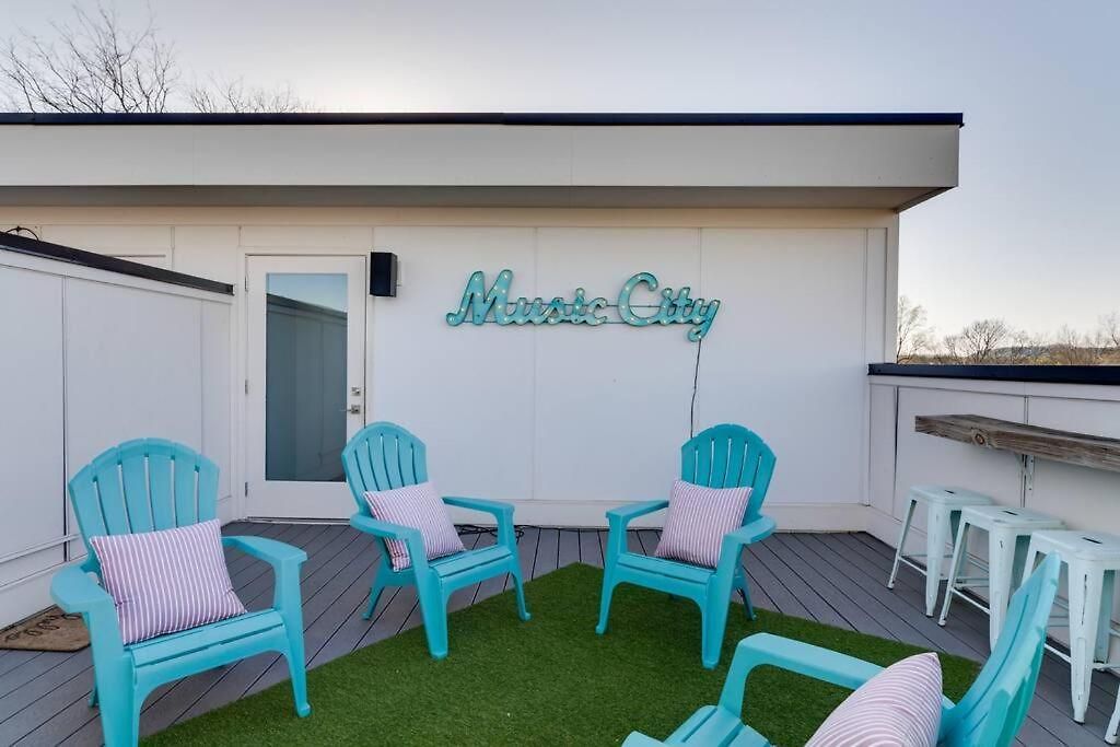 Holiday home Encore Escape Near Opry With Rooftop Sleep 8