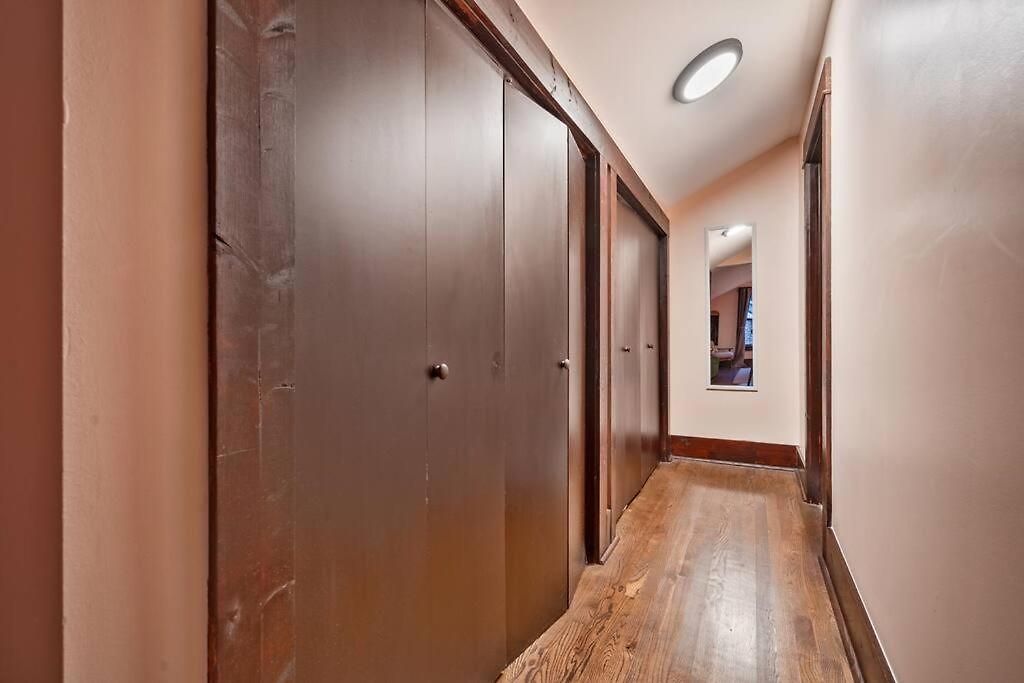 Bright In Hip East Walk To 5 Points - Only 2 Miles To Downtown * Nashville