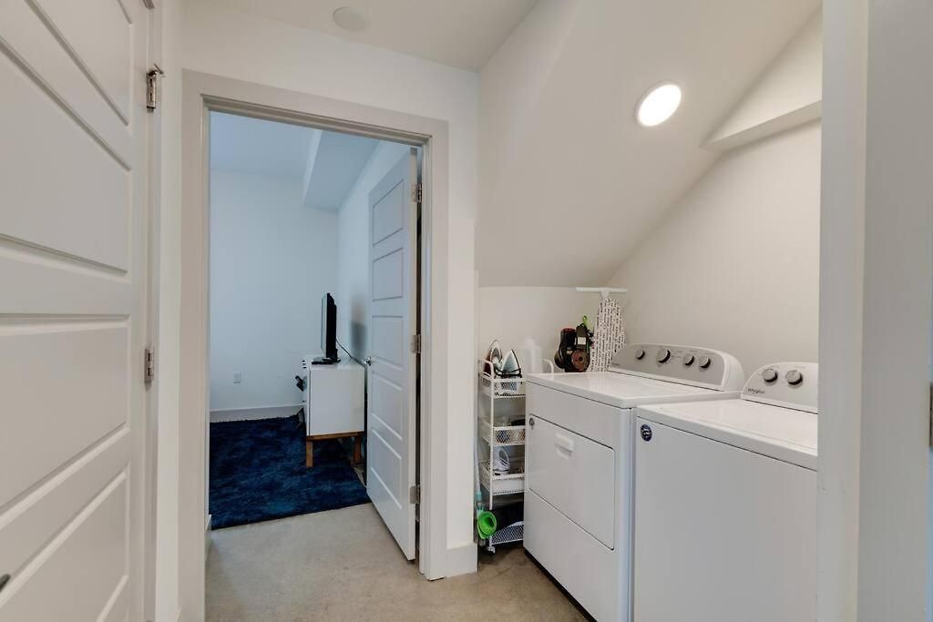 Urban Oasis Spacious King Bed Free Parking Nashville